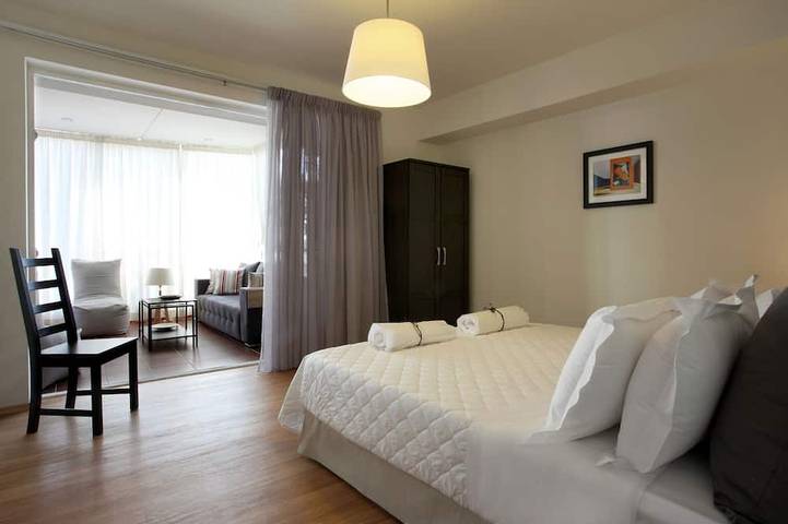 Entire apartment, Elegant/5 Br-5 Ba Apt/Acropolis View/Ideal & Quiet Location/Host present in Central Section of Athens, Athens