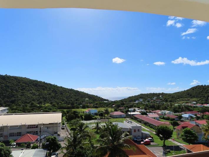 Gîte pour 2 personnes, avec vue ainsi que piscine et jardin à Terre-de-Bas - 3
