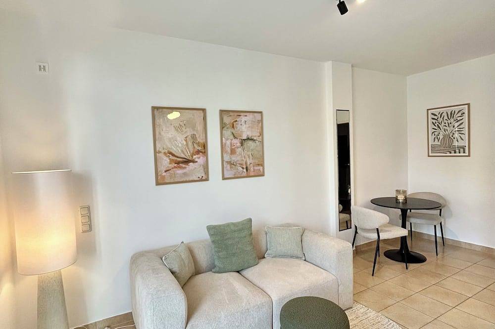 Ganze Wohnung, Studio Lenuel - nähe Köln in Frechen, Rhein-Erft-Kreis