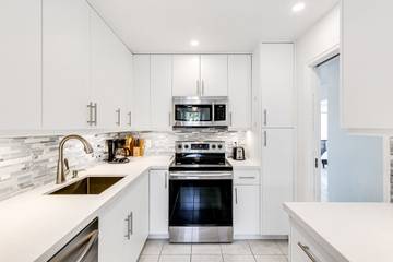 Vacation Rental for 7 Guests in Pompano Beach, Broward County, Picture 2