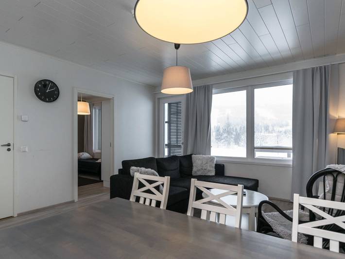 Skivillas paljakka 8. (3mh) in Kainuu