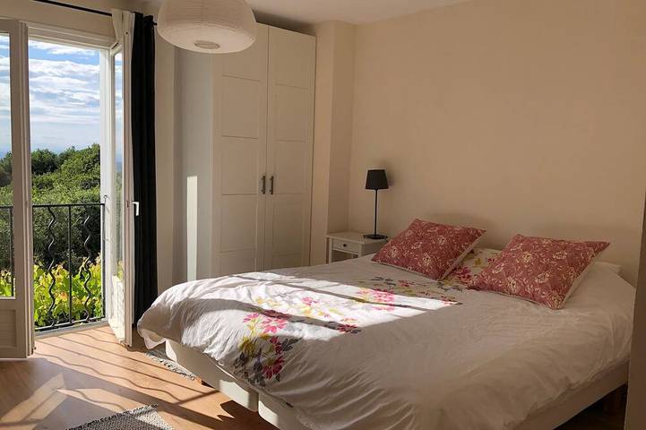 Location de vacances pour 9 personnes, avec jardin ainsi que jacuzzi et balcon à Malemort-du-Comtat - 3