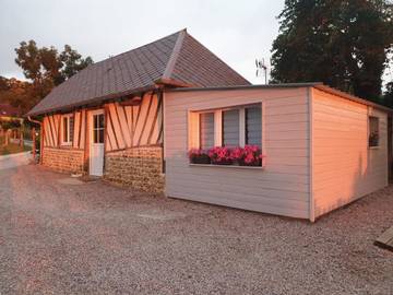 Gîte pour 4 personnes, avec jardin, animaux acceptés à Berville-sur-Mer
