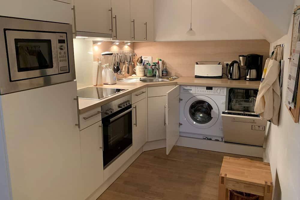 Ganze Wohnung, Ferienwohnung Apfelrose - Urlaub im malerischen Inseldorf Oldsum in Süderende, Föhr