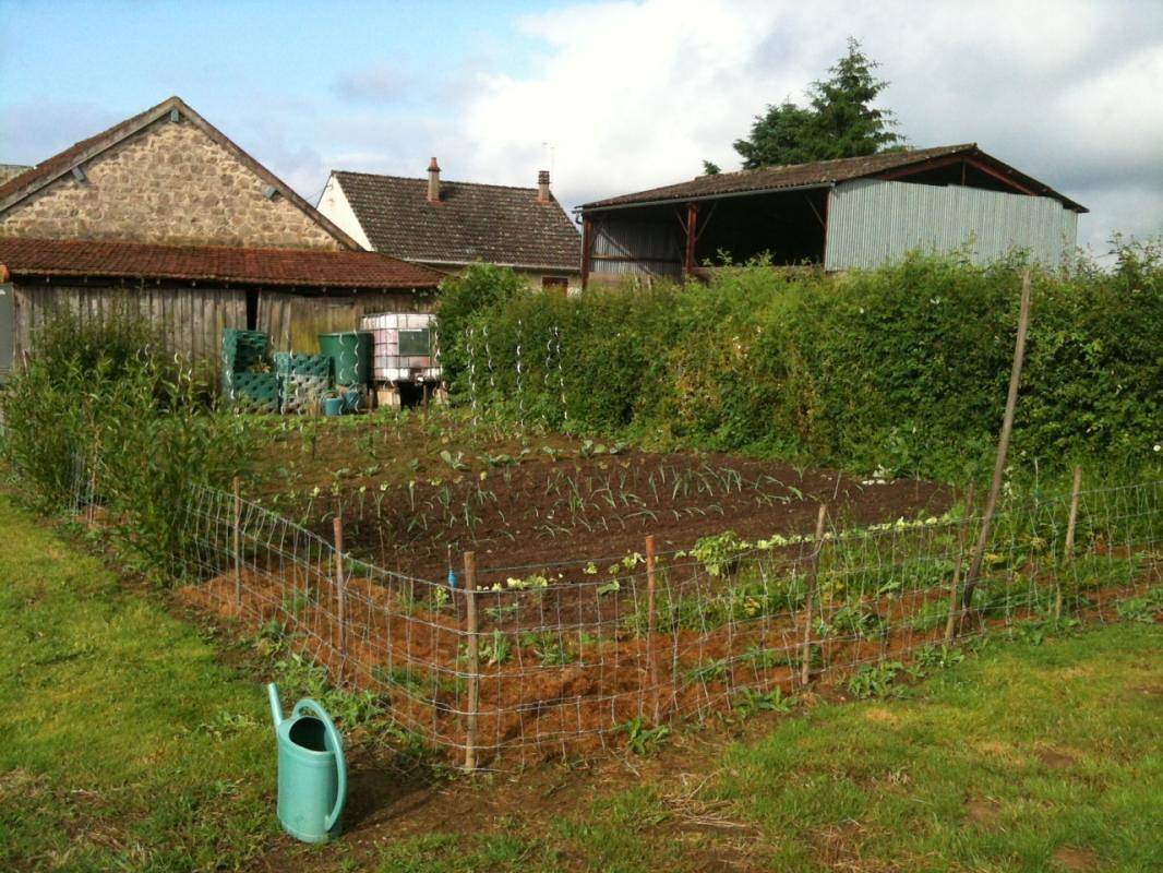 Gîte voor 4 personen met tuin in Mesvres, Autun en omgeving