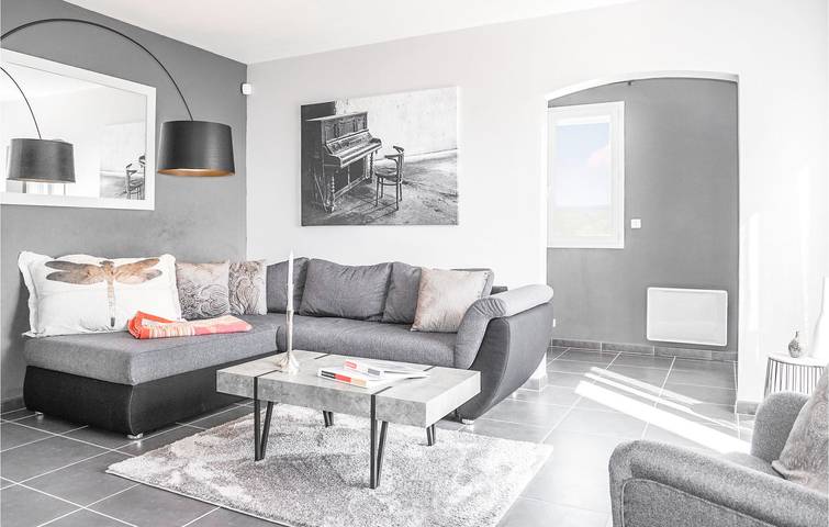 Charmant appartement de 135m² proche de la ville et de la rivière in Cruzy, Côte méditerranéenne (France)