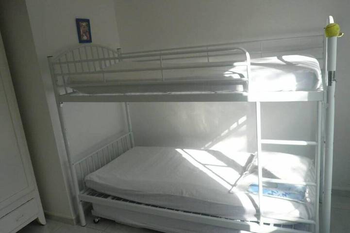 Gîte pour 5 personnes, avec terrasse et jardin dans Plage de Saint-Cyr sur Mer Les Lecques - 2