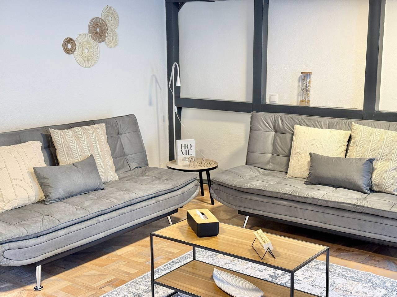 Ganze Wohnung, Ferienwohnung 'Vetera' mit Bergblick, privater Terrasse und Wlan in Bendorf, Landkreis Mayen-Koblenz