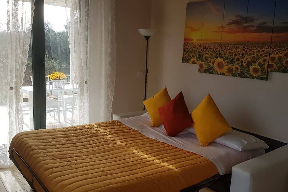 I Tre Laghi Sant'Andrea Cottage - Sleeps 8 in winter and 10 in summer in Città Sant'Angelo region, Pescara Province