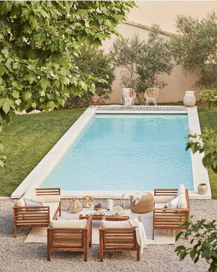 Location de vacances pour 10 personnes, avec terrasse et jardin, adapté aux familles à Paradou