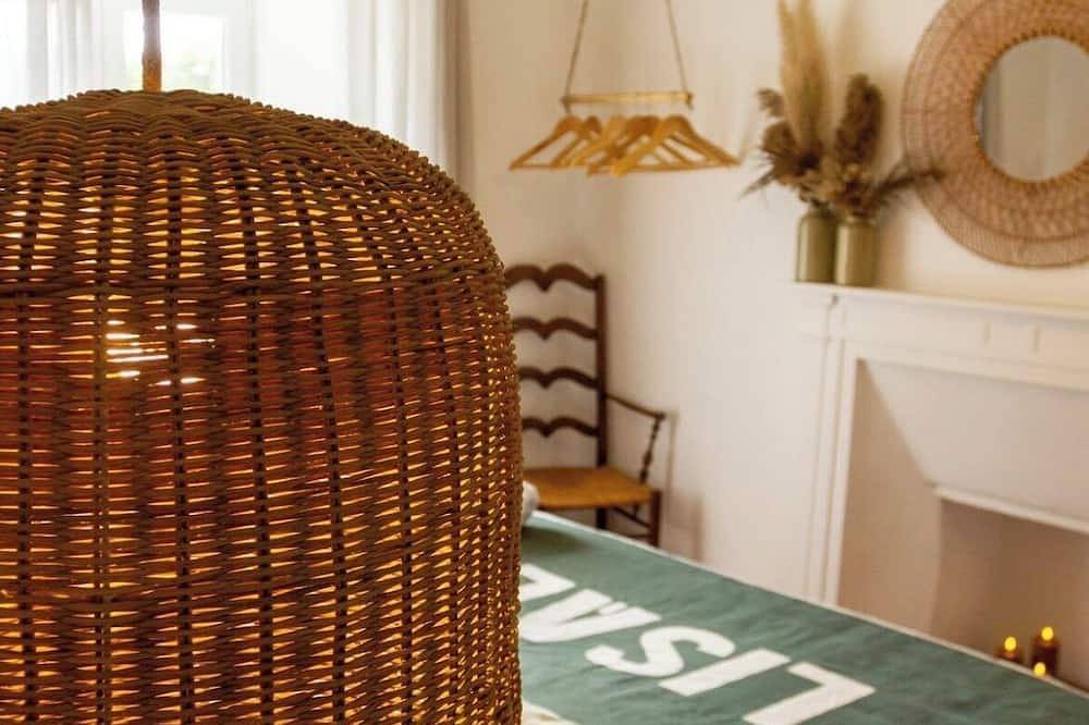 Apartamento entero, Lisael, Vacation Rental for 4 to 6 People Near Puy du Fou in Mauléon, Valle del Loira