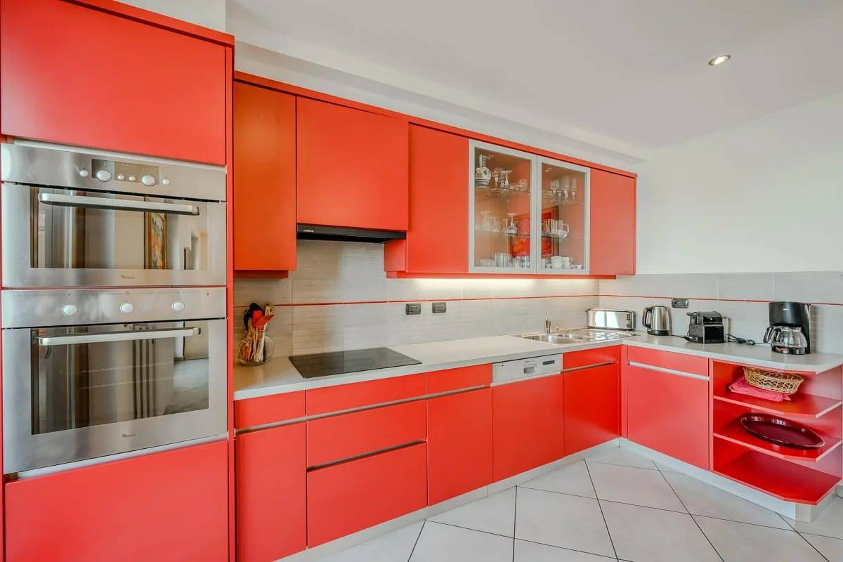 Ganze Wohnung, Ferienwohnung für 8 Personen mit Garten in Bedero Valtravaglia, Brezzo di Bedero