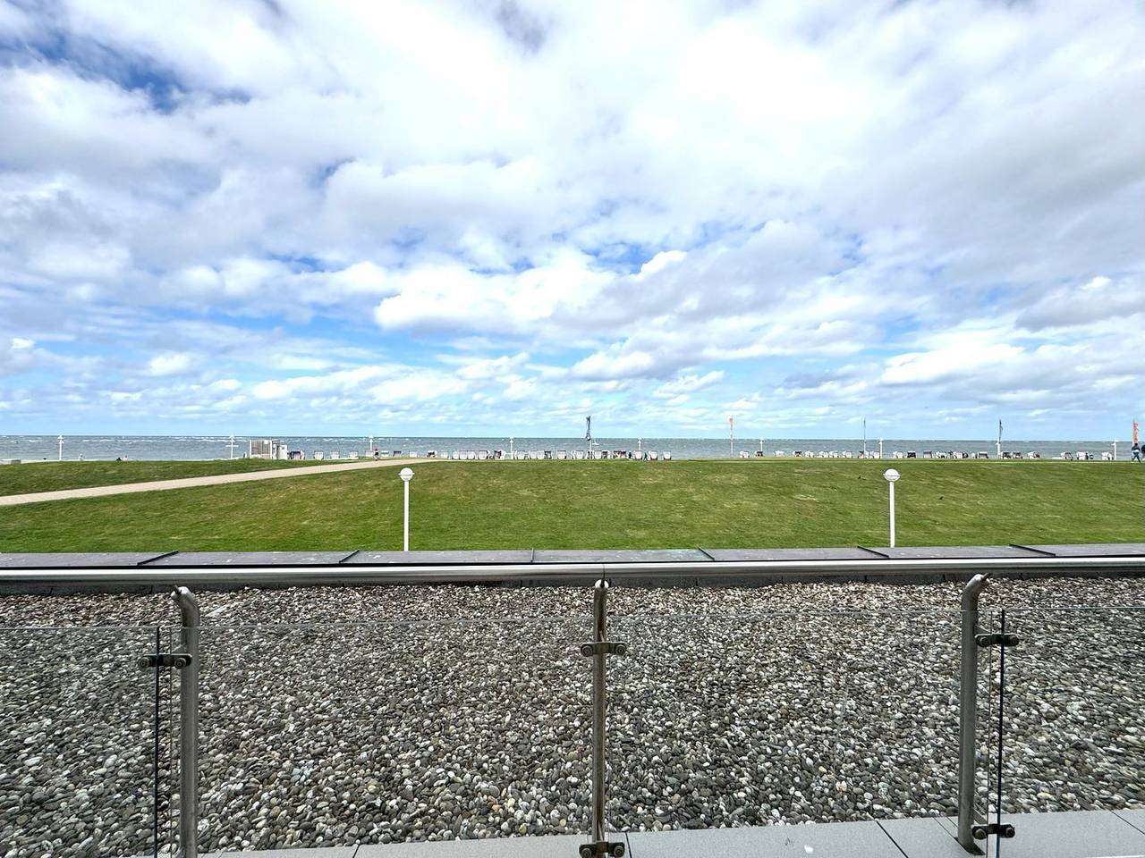 Ganze Wohnung, Strandvilla Therese Appartement 5 in Norderney Weststrand, Norderney