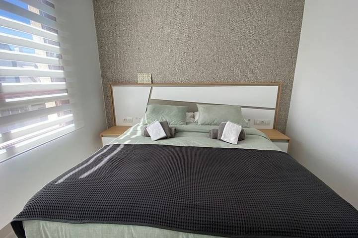 Entire apartment, Penthouse Avec Solarium Privé à 250m de la Plage in Torre de la Horadada, Pilar de la Horadada