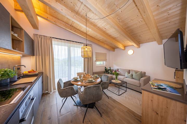 Ferienwohnung für 4 Personen, mit Balkon und Terrasse sowie Garten