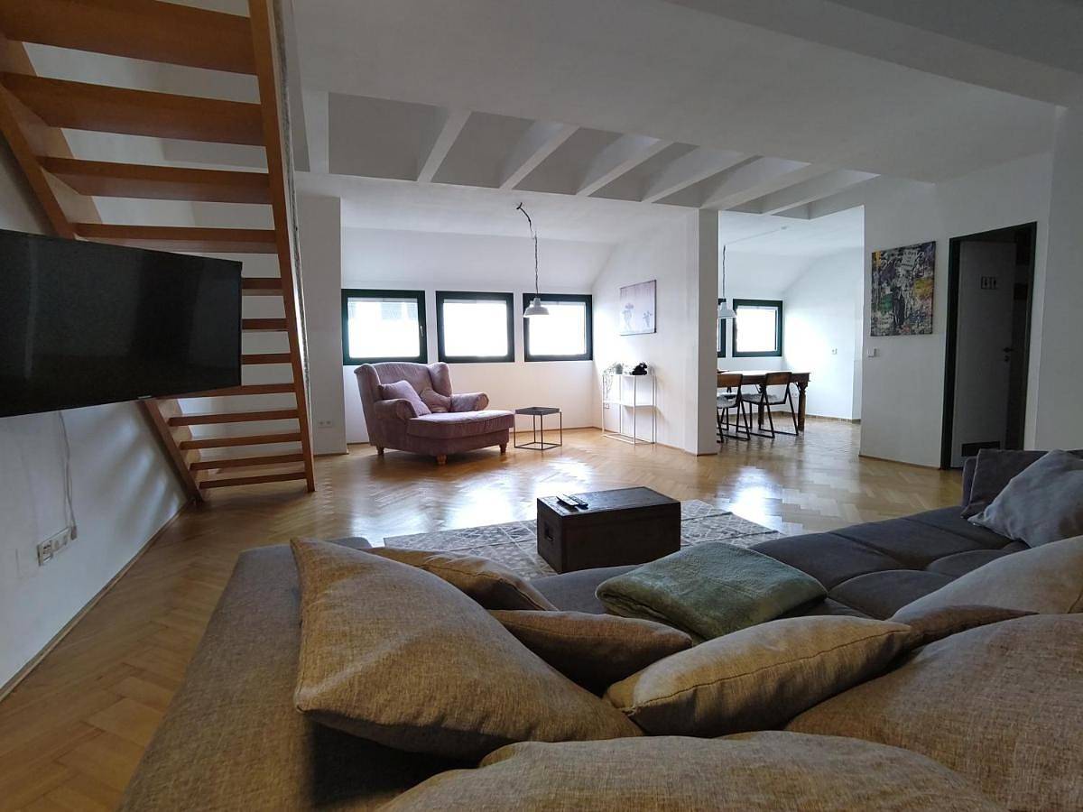 Ganze Wohnung, One-Bedroom Apartment in Ulm, Schwaben