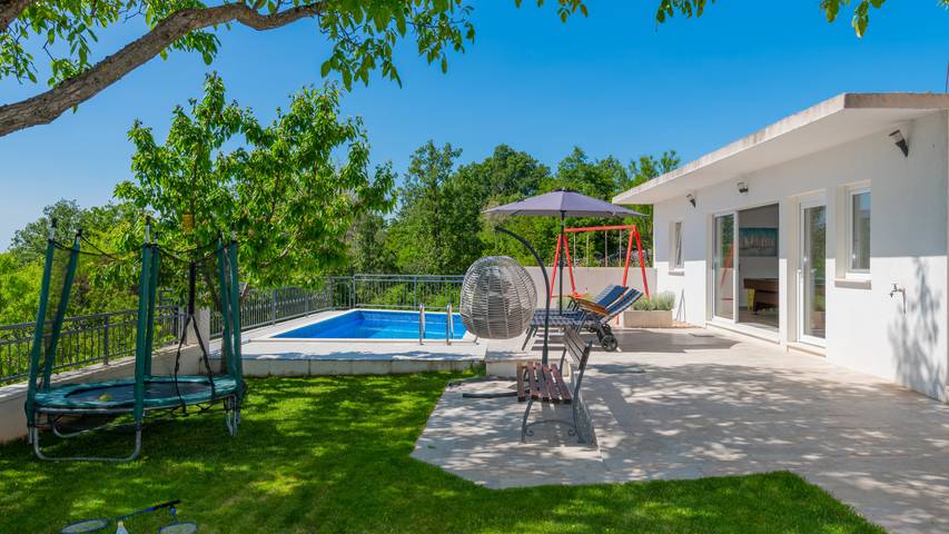 Holiday Home Kristina - Makarska by Villas Guide in Imotski, Makarska Riviera
