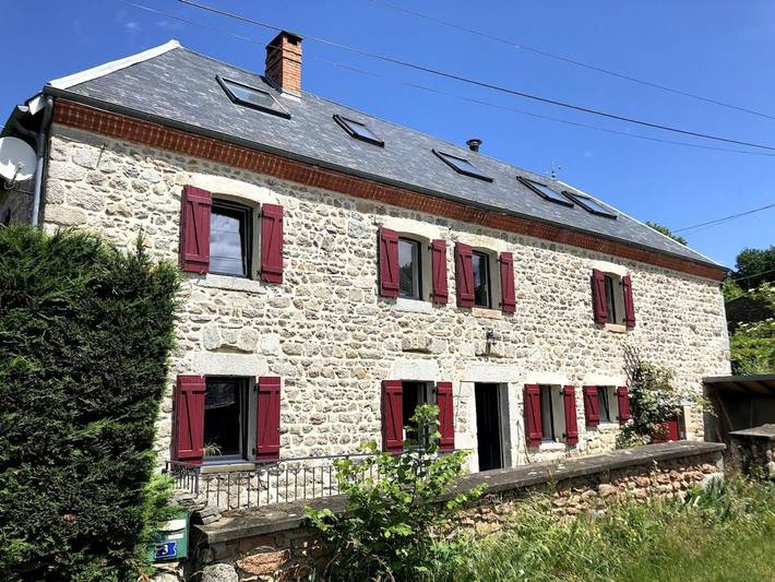 Gîte pour 2 personnes, avec vue et jardin ainsi que terrasse et sauna à Dontreix - 3