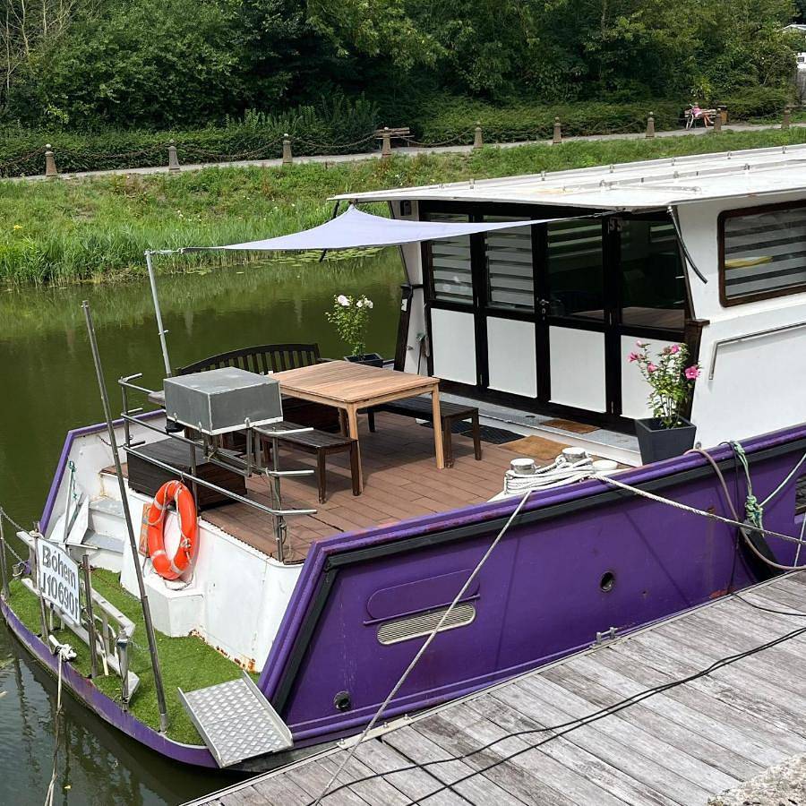 Nuit insolite à bord d'une péniche, 6 personnes in Bergues, Région de Dunkerque