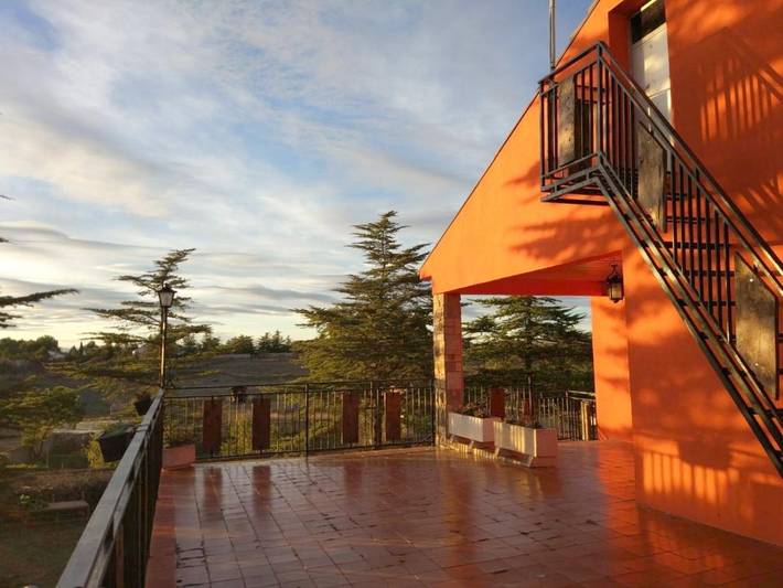 Location de vacances pour 8 personnes, avec terrasse ainsi que jardin et vue, animaux acceptés à Teruel - 2