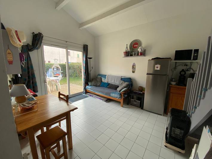 Casa de vacaciones independiente con terraza, jardín privado y aire acondicionado in Saint-Cyprien, Costa mediterránea (Francia)