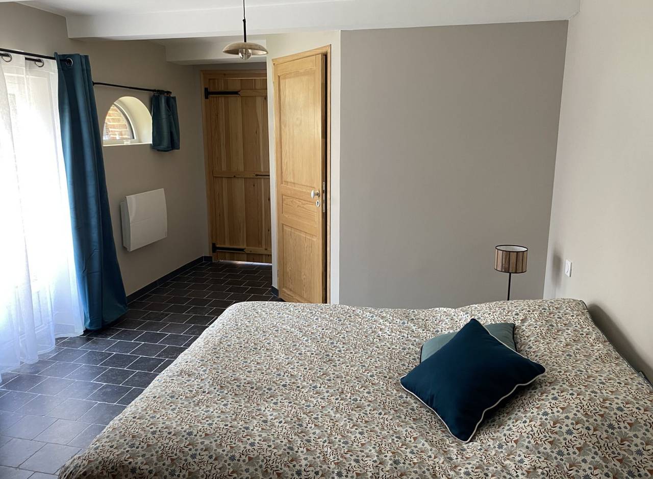 La Ferme d'Antan, chambres d'hôtes à Bours (62550) - Chambre 1 in Bours (Pas-de-Calais), Région d'Arras