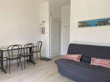 Location De Vacances pour 6 Personnes dans Saint Pierre la Mer, Fleury, Photo 4