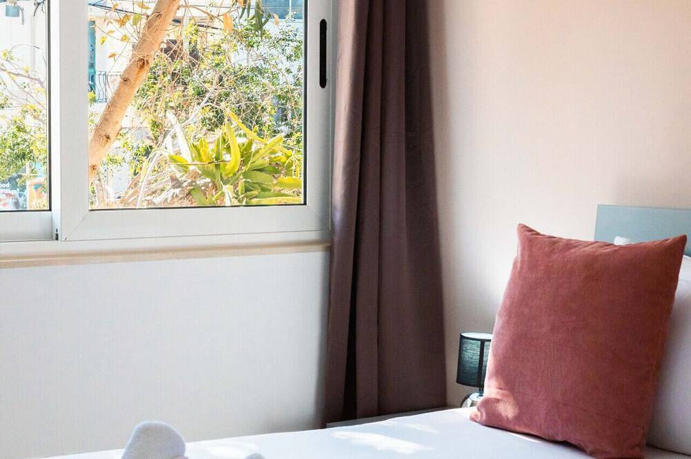 Beautiful Terraced Villa City View By Arcocollection in Swieqi, Ilha de Malta