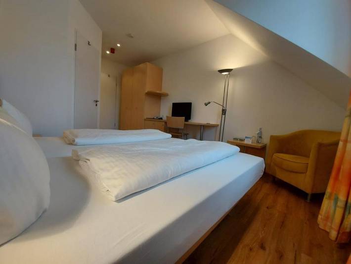 Hotel für 2 Personen, mit Terrasse und Garten sowie Sauna und Ausblick in Lalendorf - 3