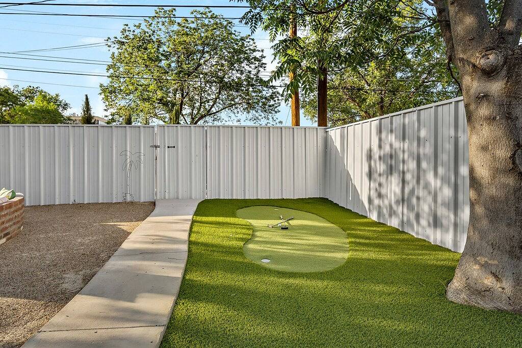 The Hut - Lubbock, Tx with an Island Flair! in Lubbock, Lubbock County