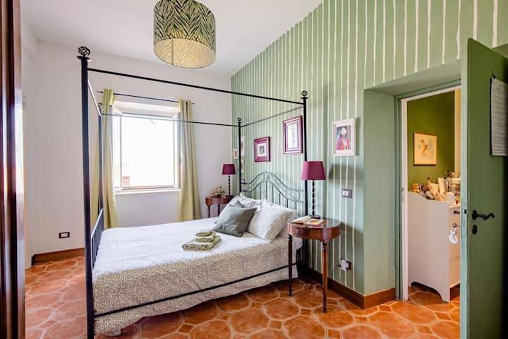 Gîte pour 3 personnes, avec jardin, animaux acceptés à Poggio Mirteto - 4