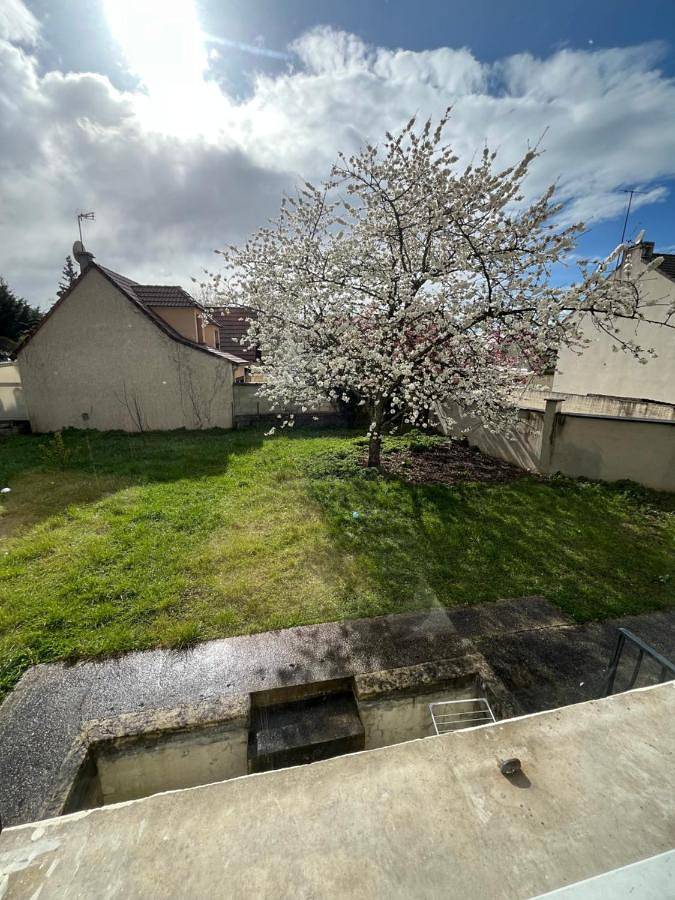Gîte pour 2 personnes, avec vue ainsi que balcon et jardin à Corbeil-Essonnes - 2