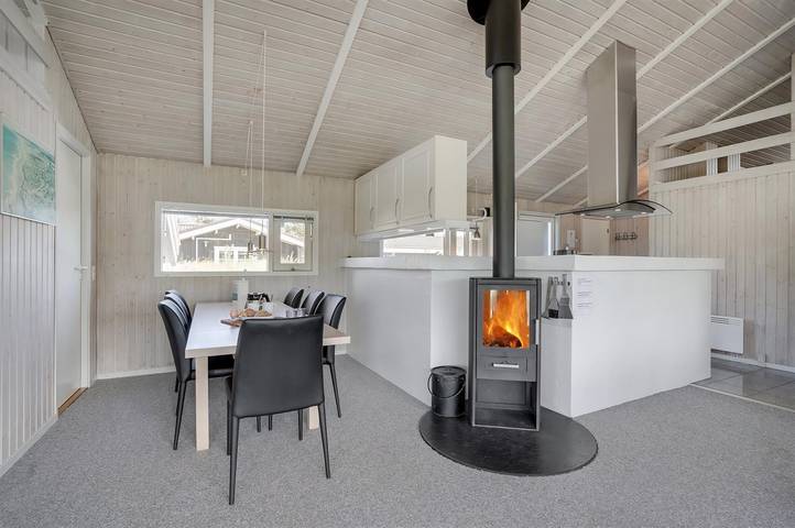 Ferienhaus für 8 Personen, mit Terrasse und Sauna sowie Whirlpool in lønstrup - 4