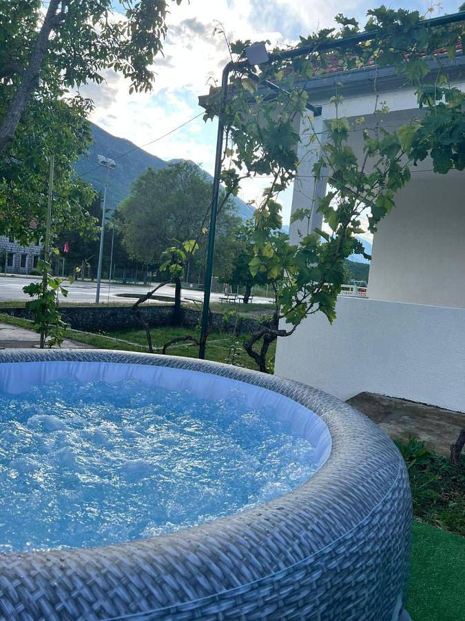 Chalet für 7 Personen, mit Whirlpool und Garten sowie Pool in Split-Dalmatien - 3