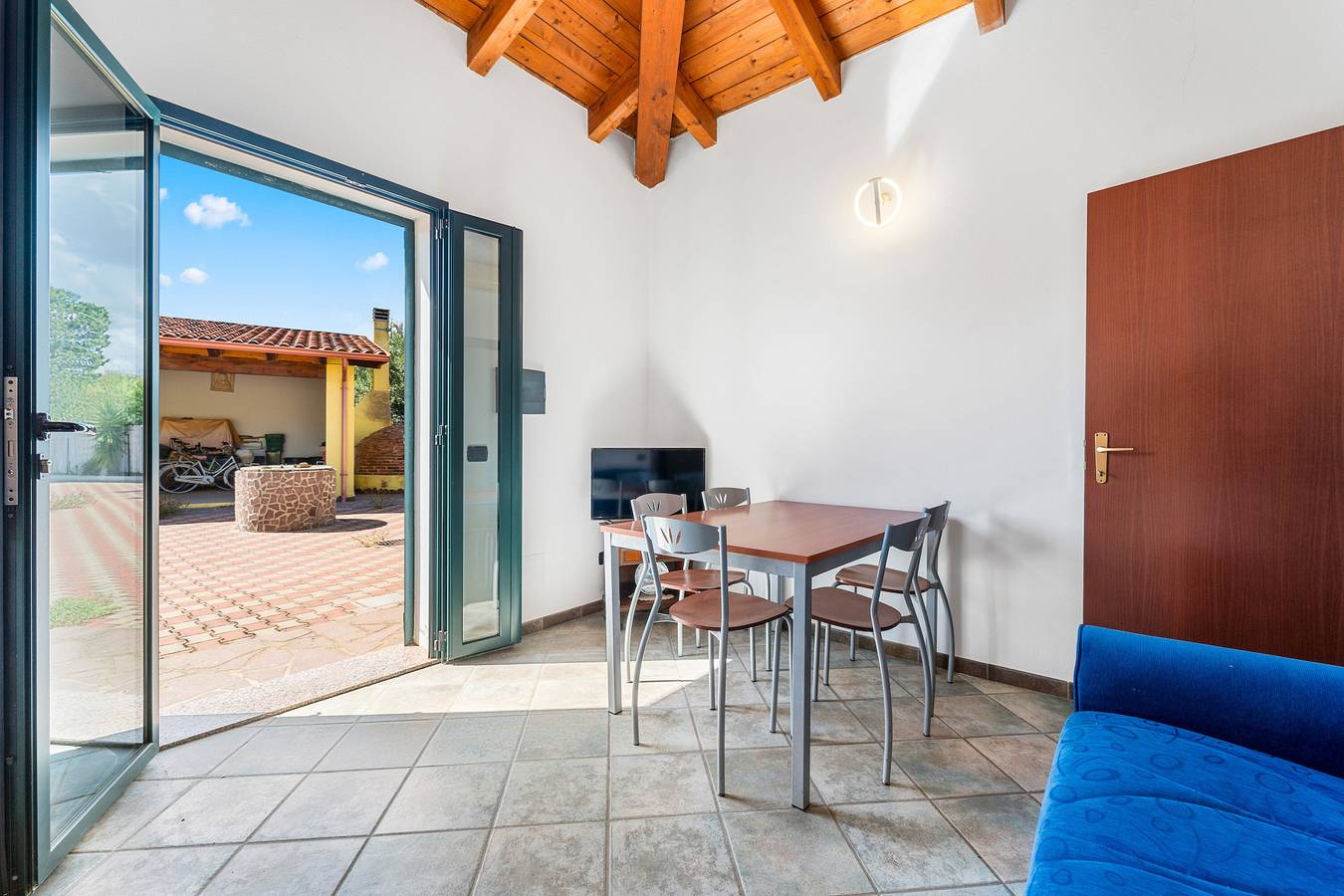 Casa Vacanze Residence Sulcis 2 con terrazza condivisa & A/C in Is Cuccus, Masainas