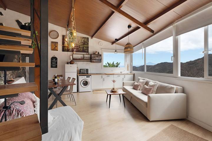 Casa de vacaciones "Tajaraste 2" con vistas al mar y a la montaña, terrazas privadas y Wi-Fi in El Tabaibal, Hermigua