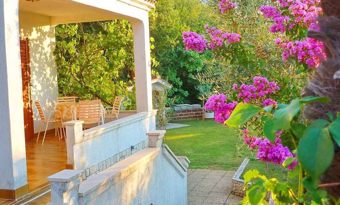 Ganze Ferienwohnung, Ferienwohnung mit Terrasse und Klimaanlage  in Soline, Krk