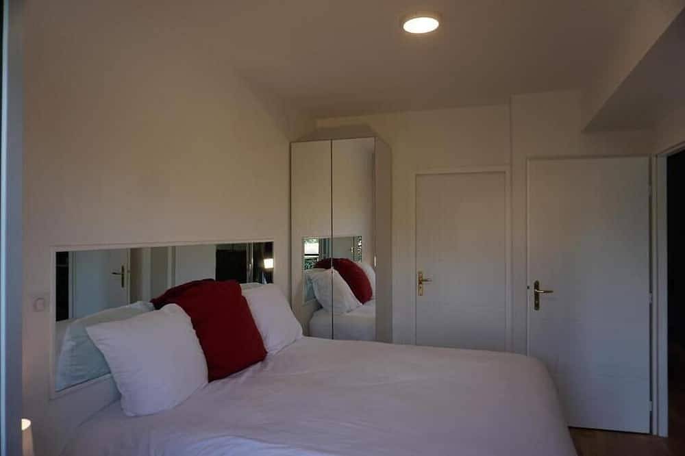 Ganze Wohnung, Appartement 2 Chambres in Neuilly-sur-Seine, Hauts-de-Seine