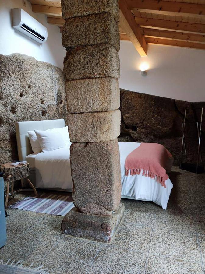 Casa do Meio em Quinta de São Pedro de Vir-a-Corça in Monsanto, Monsanto e Idanha-a-Velha
