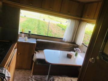 Gîte pour 4 personnes, avec terrasse ainsi que jardin et vue, animaux acceptés à Aléria