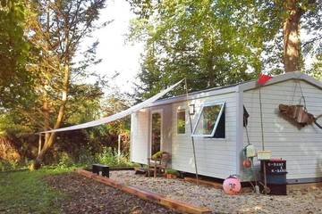 Gîte pour 4 personnes, avec terrasse à Chalifert