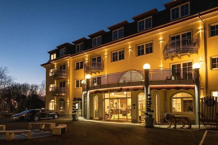 Ferienhaus für 2 Personen, mit Garten und Sauna in Lahntal-Westerwald