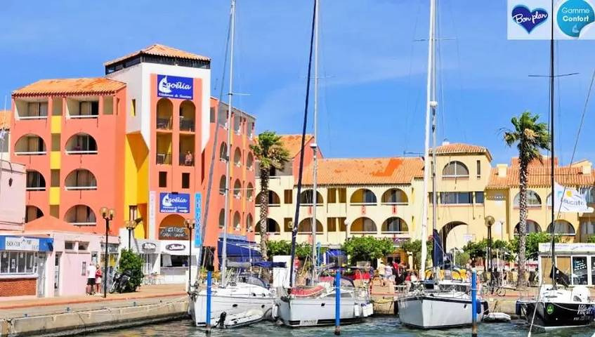 Appartement entier, Appartement "Vue port" 1 Pièce 2 personnes in Port Leucate, Leucate
