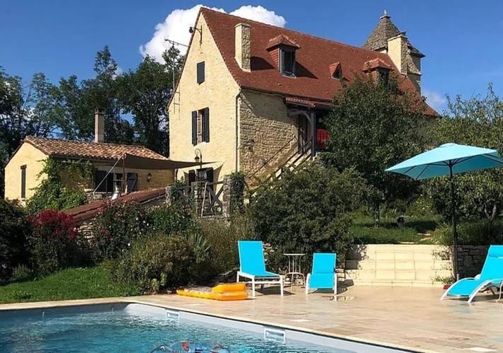 Maison de campagne pour 2 personnes, avec jardin ainsi que piscine et jacuzzi à Lavercantière