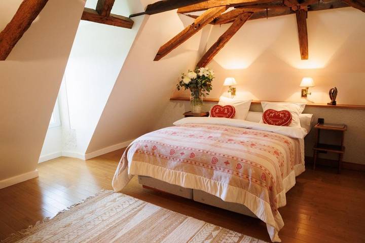 Location de vacances pour 2 personnes, avec piscine ainsi que jardin et vue, animaux acceptés à Liorac-sur-Louyre - 4