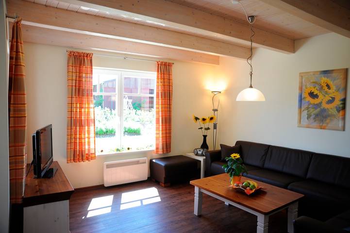 Ferienhaus für 7 Personen, mit Pool und Sauna sowie Garten und Terrasse, mit Haustier in Todendorf - 4