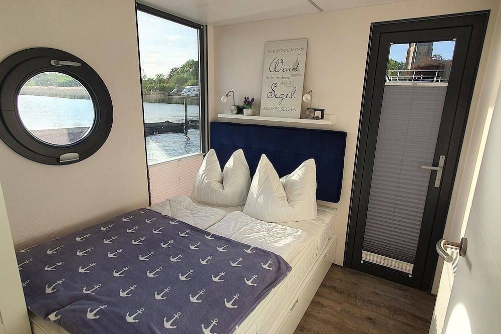 Hausboot Fjord Dory mit Bio-Sauna und Dachterrasse in Schleswig in Schleswig, Schleswig & Umgebung