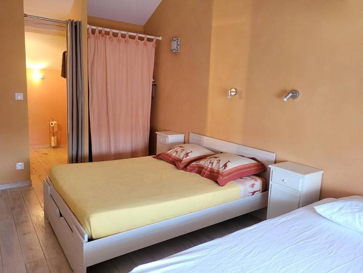 Location de vacances pour 10 personnes, avec sauna ainsi que piscine et jardin, animaux acceptés à Duravel - 3