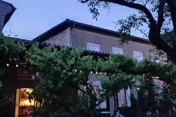 Cottage pour 12 personnes, avec jardin à Guilherand-Granges