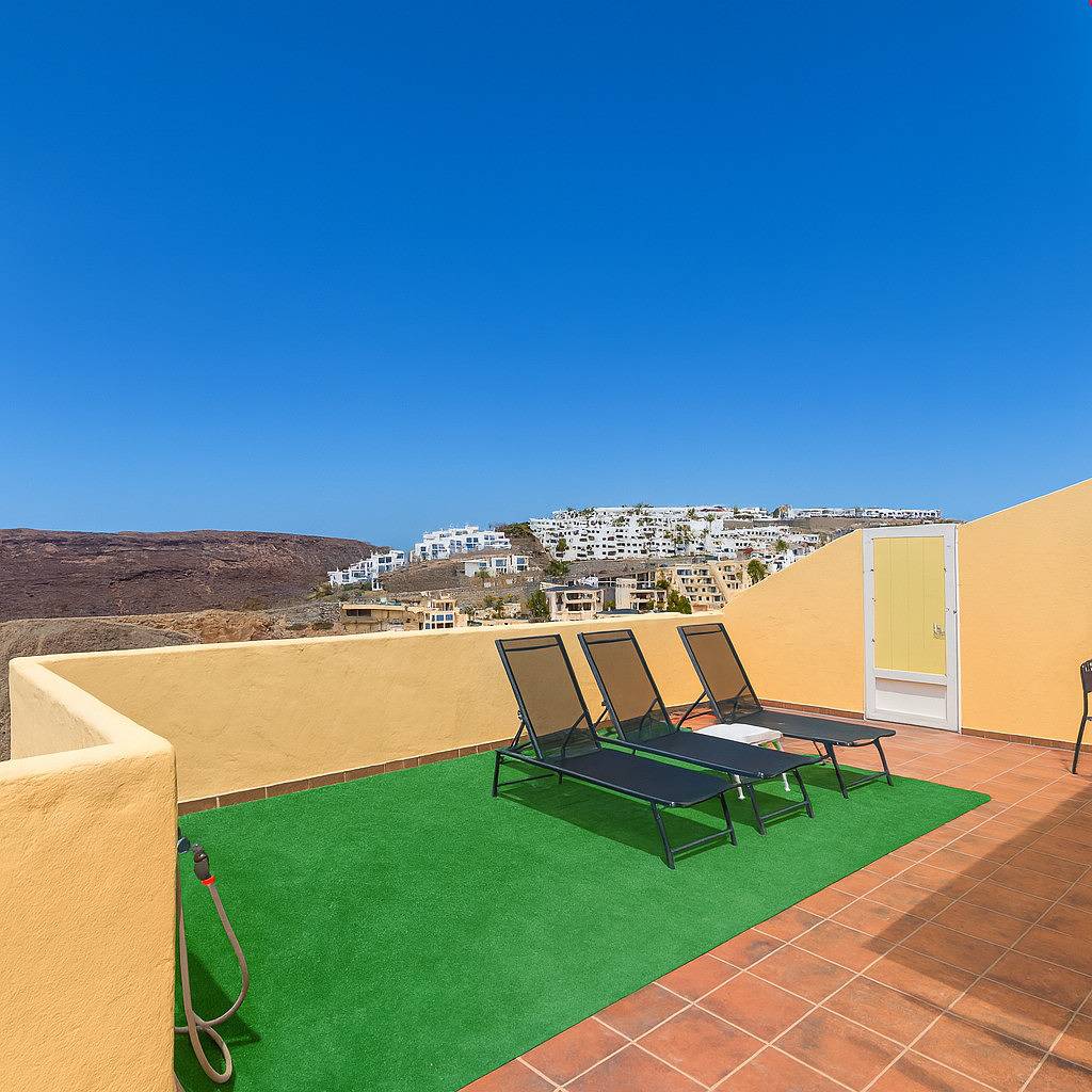 Apartamento entero, Private Solarium Home -  Terrace & Beach Views in Playa de Amadores, Mogán